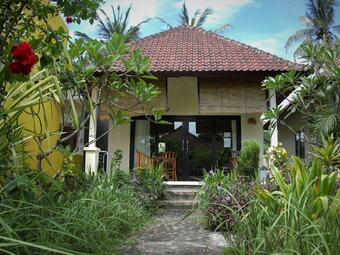Hostal Bali Fab Dive Center - Hostel