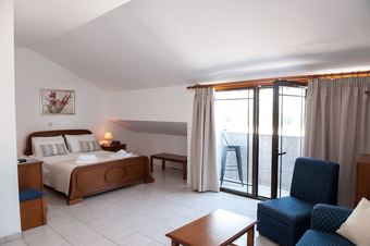 Golden Beach Agiocampos Hotel