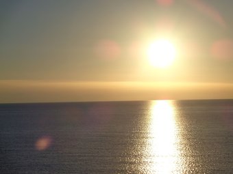 Blue And White Studios & Apartments