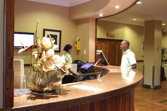 Hotel Greenway Woods Resort