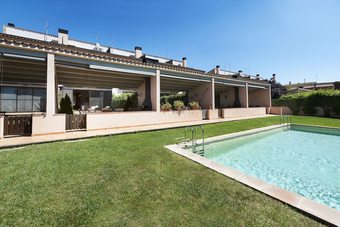 Apartamentos Parlav�