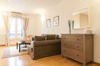 Apartamentos Bbarcelona Corsega Flats