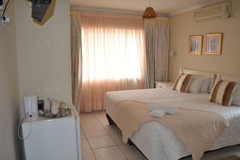 Hotel Kamogelo Guest House