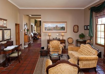 Hotel La Plume Boutique Guest House