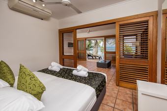 Hotel Paradise On The Beach Resort - Palm Cove