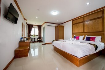 Thatphanom View Hotel