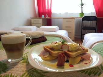 Bed & Breakfast Sweet Emotion