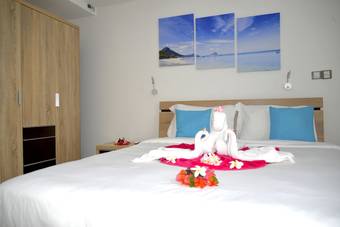 Hotel Toparadis Guest House