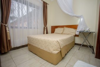 Kanfi Hotel