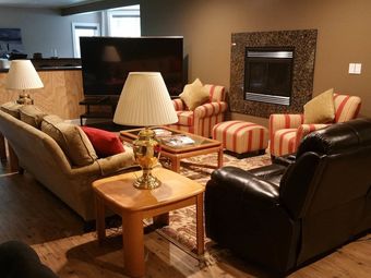 Elegant 2 King Bedroom Apartment