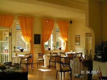 Hostal Hotel Gasthaus Krone