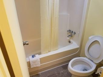 Motel Budget Inn Tarboro