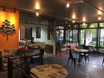 Baansuanprannok Hotel