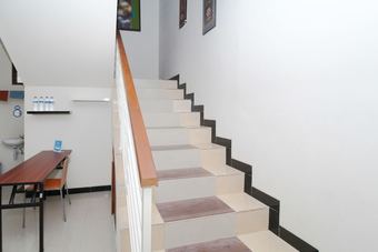 Hotel Airy Eco Gejayan Jembatan Merah Lima 61 Yogyakarta