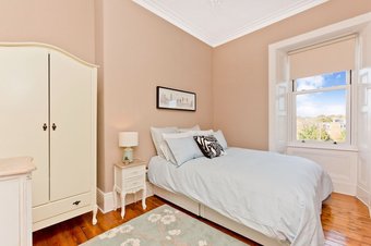 2 Bedroom Penthouse Apartment Sleeps 4