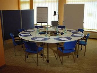 Albatros Airport Hotel