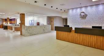 Hotel Sleep Inn Maring� Airport