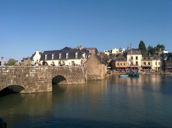 Apartment With 2 Bedrooms In Saint Goustan Auray, With Terrace - 15 Km From The Beach