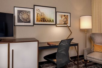 Hotel Doubletree By Hilton Youngstown Downtown