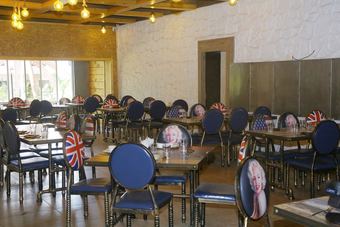 Hotel Sai River Resort