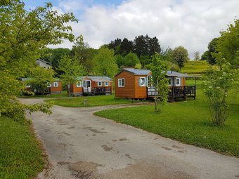 Camping De La Vall�e De L'ain