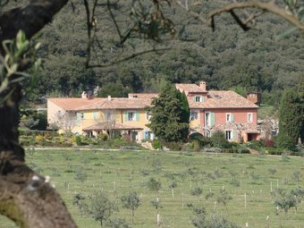 Villa House With 2 Bedrooms In Saint-martin-de-palli�res, With Wonderful Mountain View, Pool Access, Furnished Garden - 80 Km From The Beach