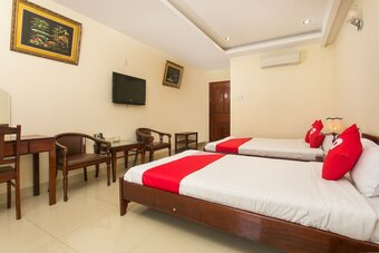 Oyo 375 Hoa Binh Hotel