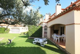 Casa Adosada Para 8 Personas En Miami Playa