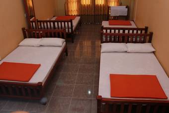 Hotel Anura Guest Inn