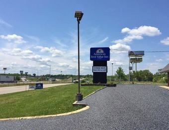 Motel Americas Best Value Inn Sullivan