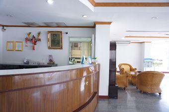 Auychai Grand Hotel