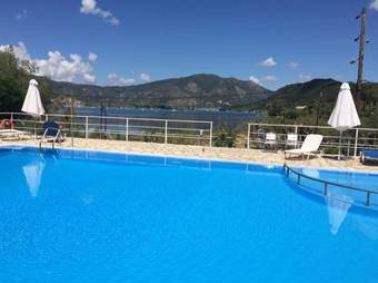 Hotel Vliho Bay Suites & Apartments