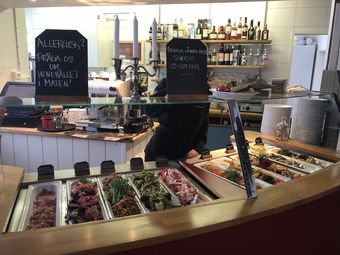 Hostal Iv�g�rden