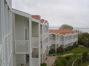 Apartment With One Bedroom In Fouras, With Wonderful Sea View, Pool Access And Enclosed Garden