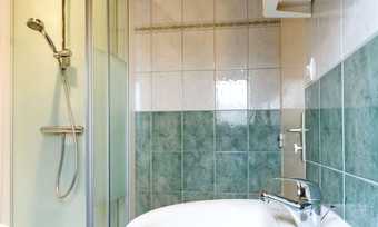 House With One Bedroom In Br�l�s, With Furnished Garden And Wifi - 3 Km From The Beach