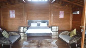 Villa With 4 Bedrooms In Kabupaten De Tabanan, With Wonderful Sea View, Private Pool, Enclosed Garden