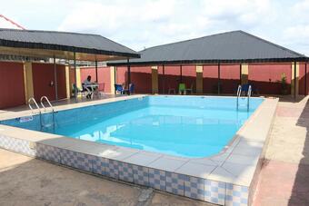 Grand Decent Hotel And Suites