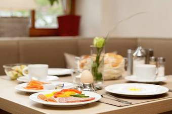 Hostal Gasthaus Hotel Zum Mohren