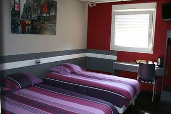 Hotel Le Luron