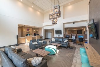 Coast Oliver Hotel