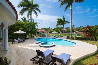Hotel Crown Villas 6 Bdrm - All Inclusive