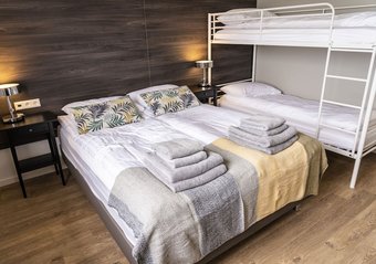 Hotel Black Beach Guesthouse