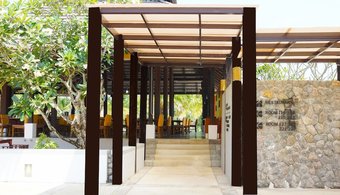 Hotel Palm Galleria Resort