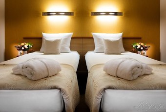 Hotel Victor Pruszk�w By De Silva