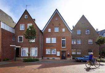 Hostal Logierhaus Rheintoreins