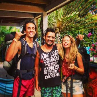 Hostal Casa Surf Mar Azul