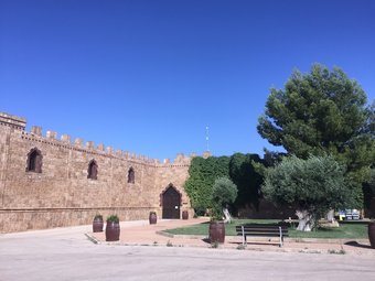 Hotel Vi�edos Y Bodegas El Castillo
