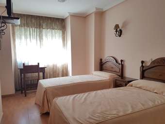 Hotel Rural Puerta De Caderechas