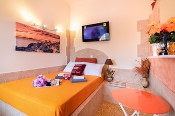 Hotel 4seasons Near Airport