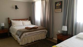 Hotel Ledges Retreat